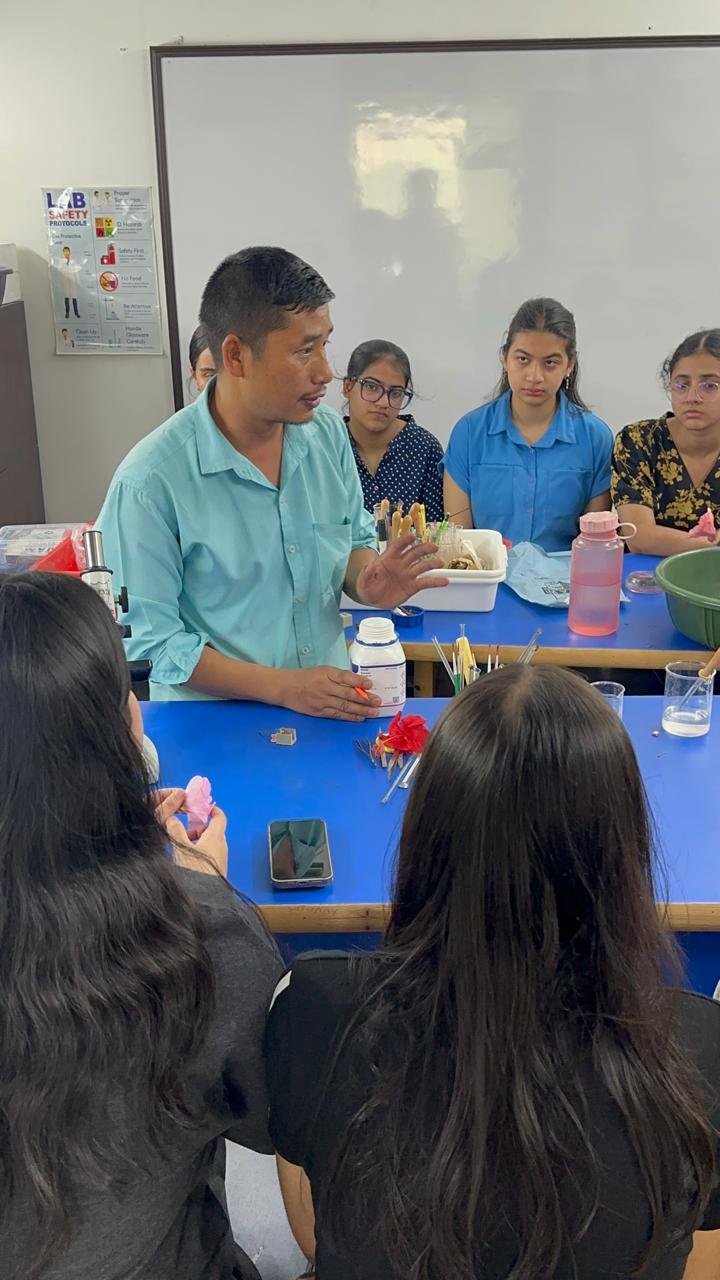 Biology By Sumita hands-on practical lab photo